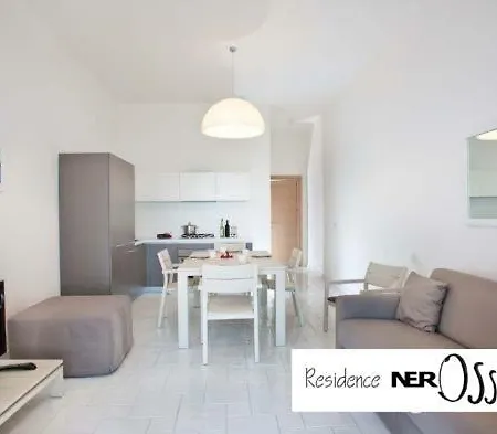 Nerossidiana Sul Mare Di * 리파리