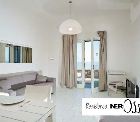 Nerossidiana Sul Mare Di *