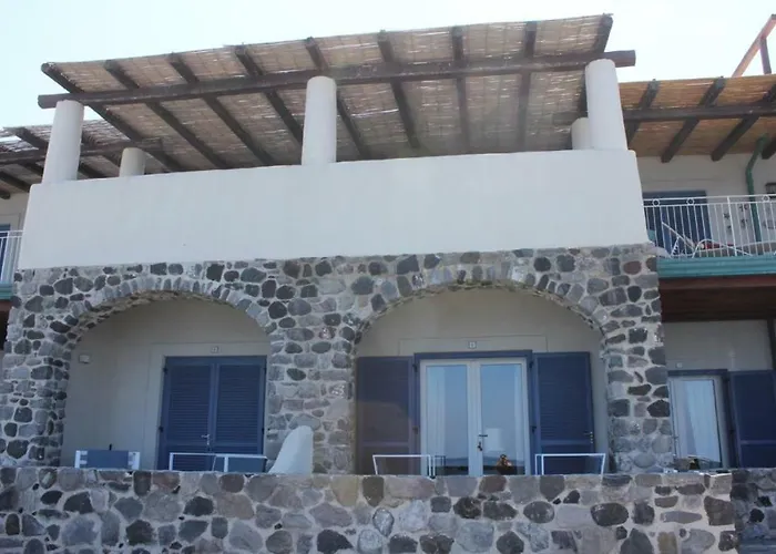 Nerossidiana Sul Mare Di *